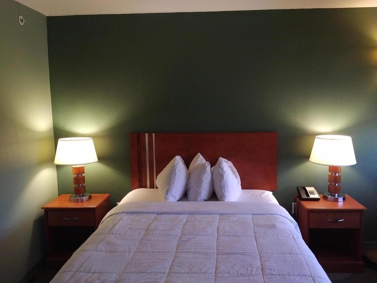 Marble Waters Hotel & Suites, Trademark By Wyndham (Adults Only) Τζάκσονβιλ Εξωτερικό φωτογραφία